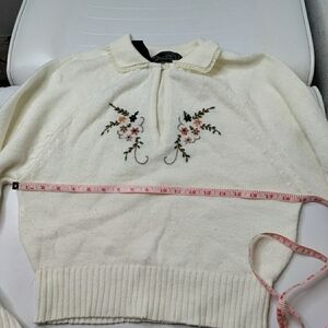 20 ans knit sweater sz large